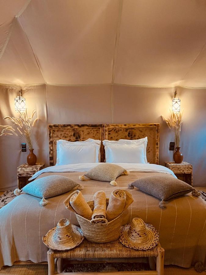Amskou Luxury Desert Camp Мерзуга Экстерьер фото