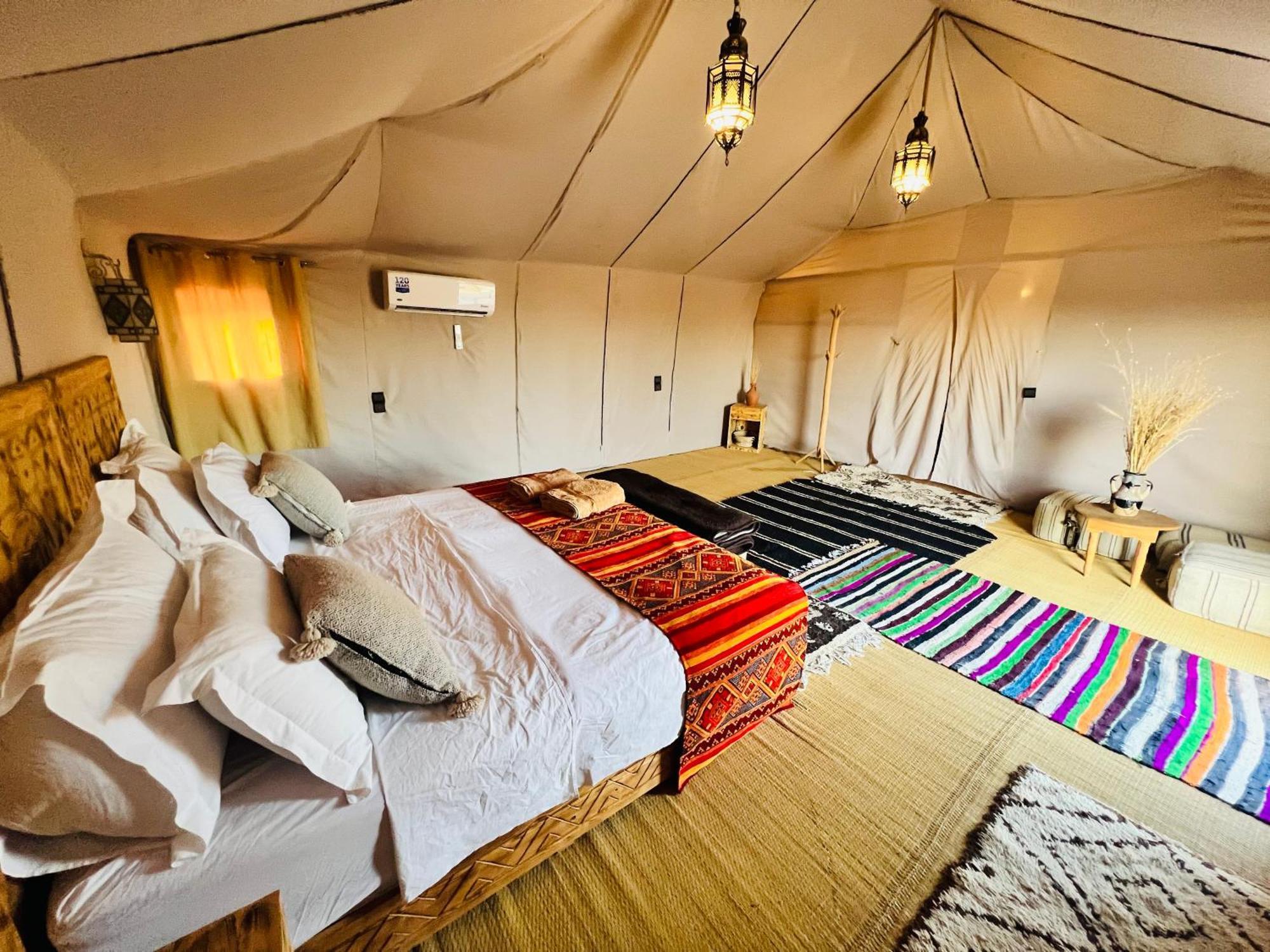 Amskou Luxury Desert Camp Мерзуга Экстерьер фото