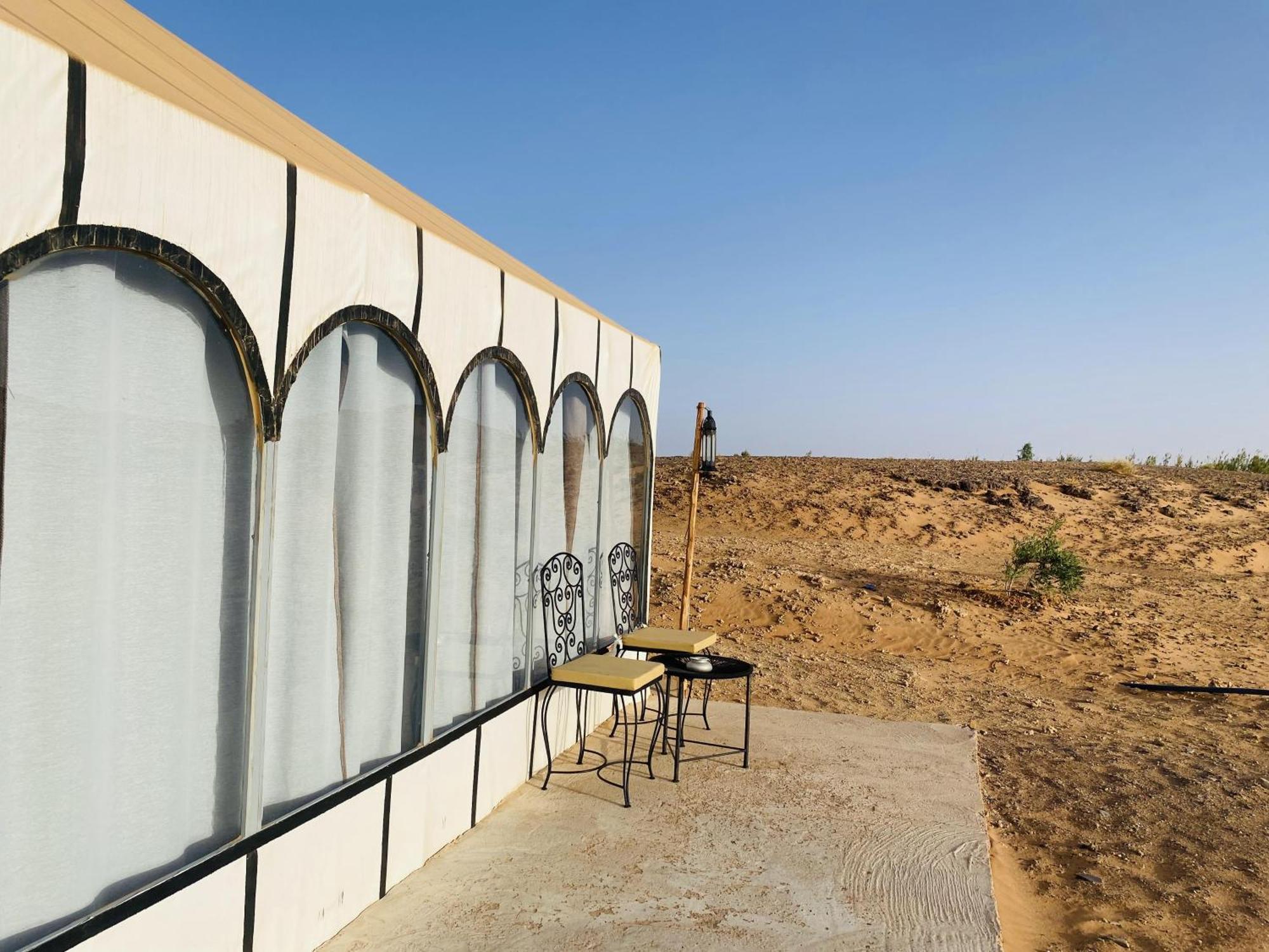 Amskou Luxury Desert Camp Мерзуга Экстерьер фото