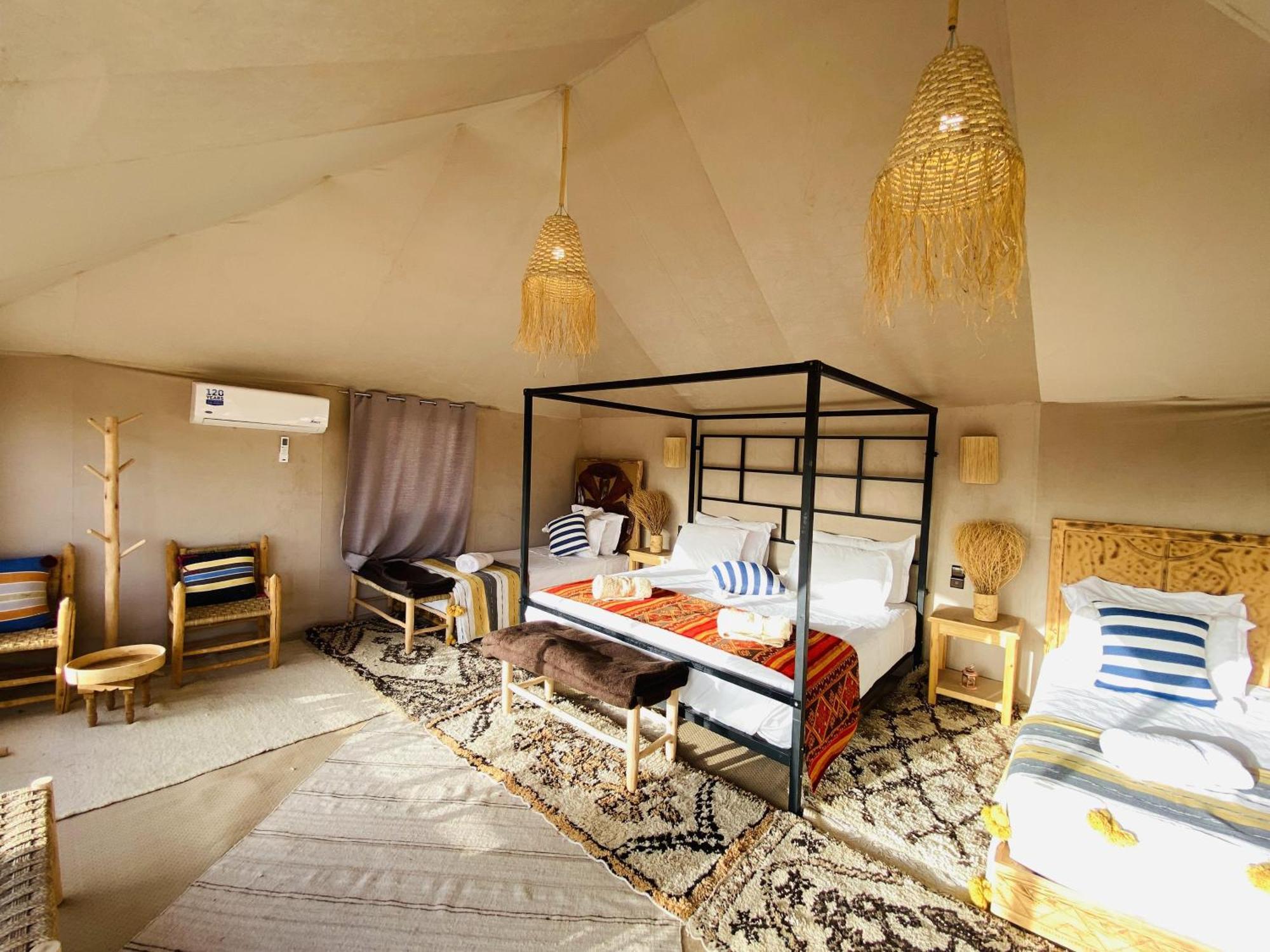 Amskou Luxury Desert Camp Мерзуга Экстерьер фото